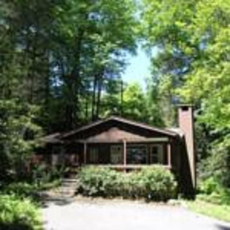 Cabins At Twinbrook Resort Maggie Valley Exterior photo